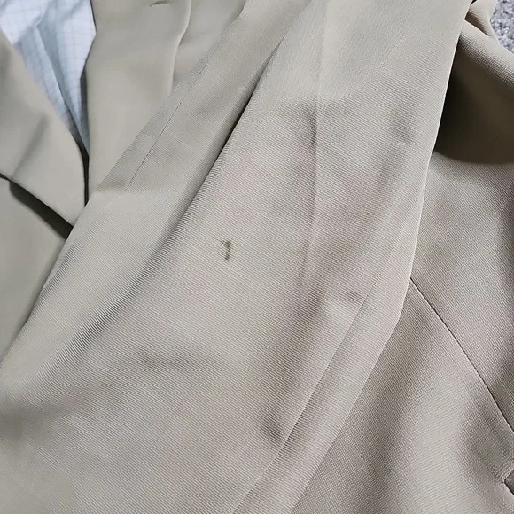 C3🔹️Stafford Tan Suit 3pc Set - Picture 7 of 11